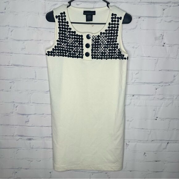 Attention XS or Small Dress - Picture 1 of 6